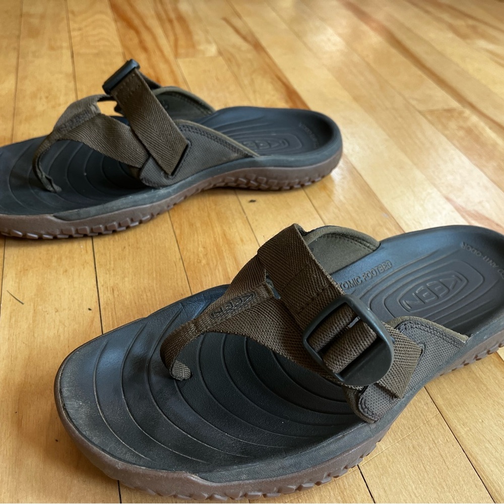 KEEN Men's Solr Toe Post Flip Flop Water Sandal, 11